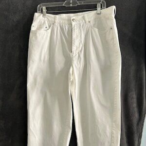 Jones New York Signature White Capris, Size 12